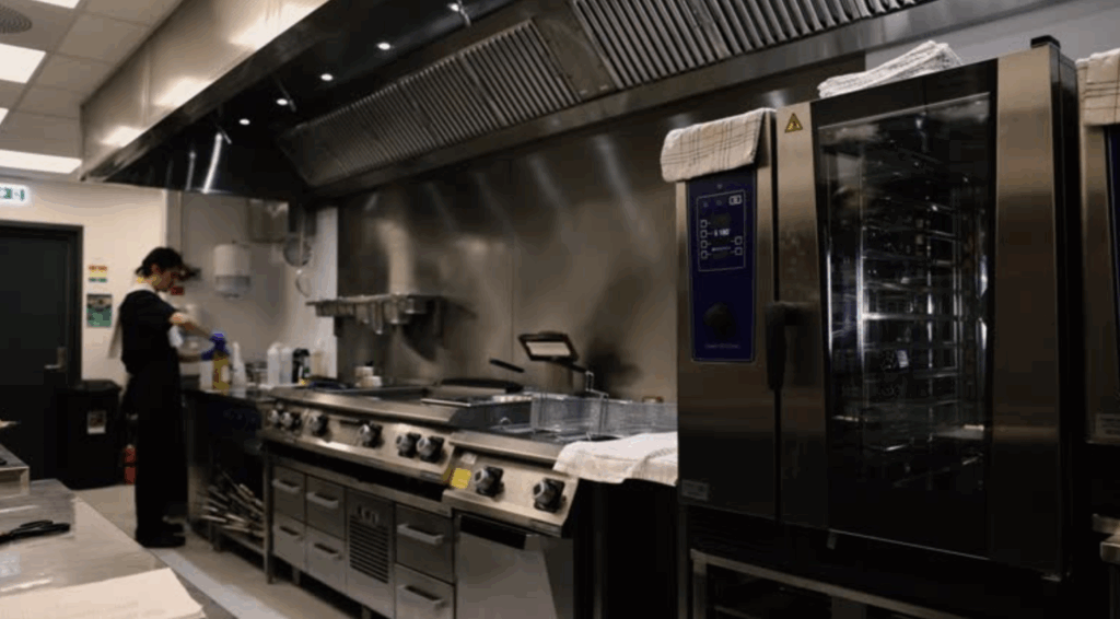 Commercial Kitchen Equipment and Restaurant Equipment