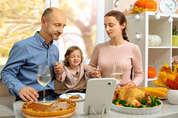 Online Holiday Meals Becoming a Secret Weapon
